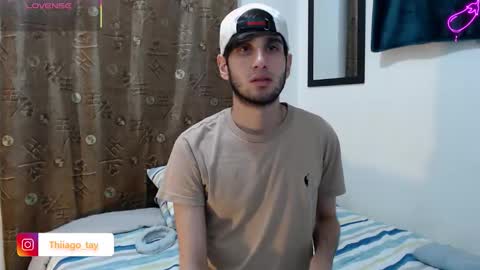 Snapshot of thiiago_tay chatting on September 30, 11:10 pm Thiiago online show from September 30, 11:10 pm