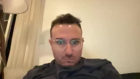 Snapshot of thisbigjewishdick chatting on February 2, 2:43 am This Big Jewish Dick online show from February 2, 2:43 am