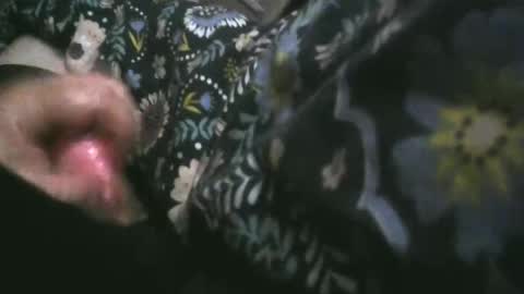 Snapshot of thisbloke96 chatting on October 21, 5:19 am thisbloke96 online show from October 21, 5:19 am