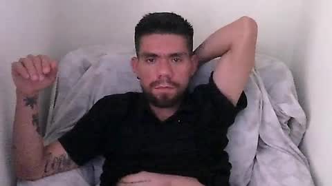Snapshot of thomas2wood chatting on June 26, 9:19 pm Thomas2Wood online show from June 26, 9:19 pm