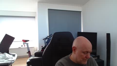 thomas315627 online show from March 6, 12:23 pm