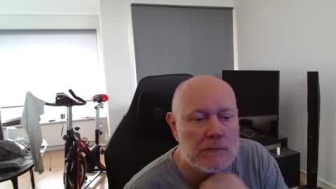 thomas315627 online show from May 22, 7:37 am
