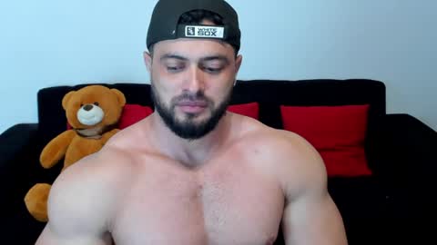 Thomas Brandon online show from January 18, 6:03 am