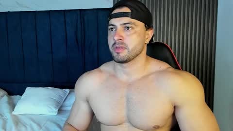 Thomas Brandon online show from December 4, 6:12 am