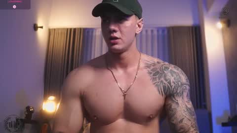 Thomas Falcon online show from October 27, 12:58 am