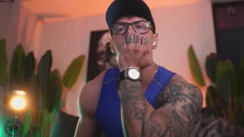 Thomas Falcon online show from December 1, 10:59 pm