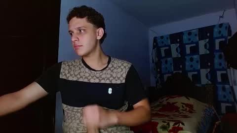 ---Thomas--- online show from November 13, 7:07 am