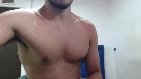 Snapshot of thomas_neuman chatting on December 19, 3:52 pm Thomas online show from December 19, 3:52 pm