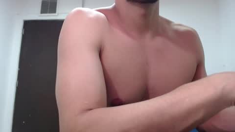 Snapshot of thomas_neuman chatting on March 4, 9:22 pm Thomas online show from March 4, 9:22 pm