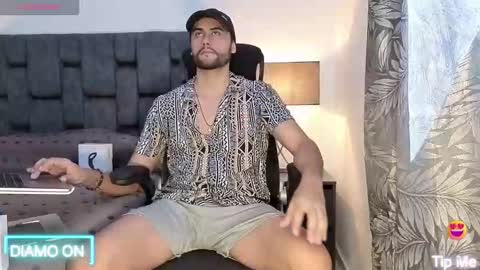 Thomas online show from October 5, 3:32 pm