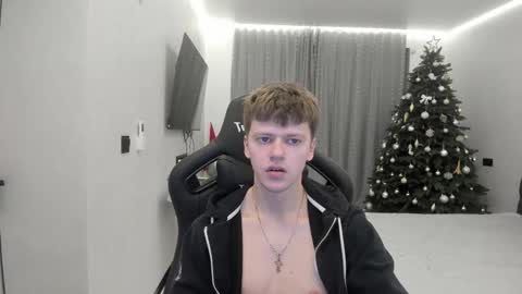 Tomas online show from February 4, 1:00 am