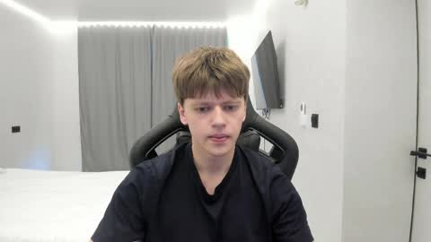 Tomas online show from April 17, 2:20 pm