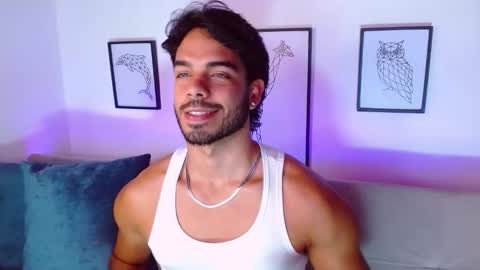 thomas_spellman online show from December 14, 9:52 pm