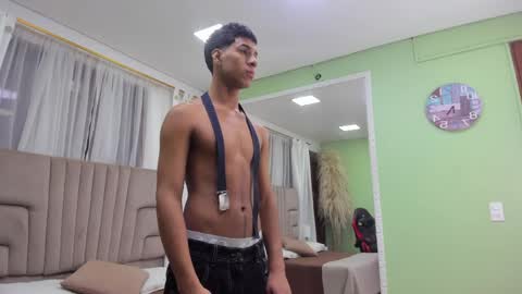Thomas Valkov online show from May 30, 11:29 am