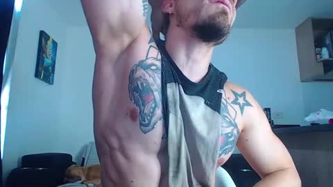 Snapshot of thomashoward31 chatting on January 20, 4:12 pm Thomas online show from January 20, 4:12 pm