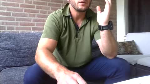 thomasonnl online show from July 27, 9:49 am