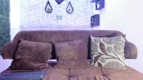 thomass_conor online show from October 2, 11:17 am