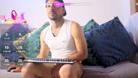 thomas  smith online show from October 24, 7:43 pm