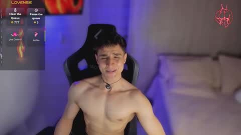 Thom Klein online show from February 13, 7:32 pm