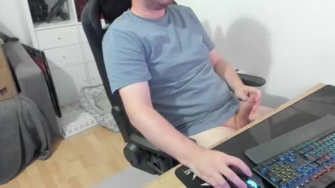 thommy2008 online show from September 12, 10:59 am