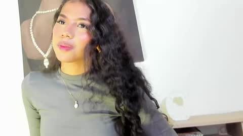 Tom And thaly online show from October 11, 2:11 am