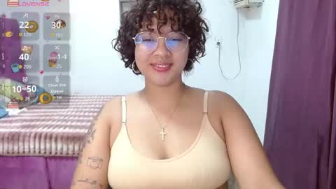 Snapshot of thompson_ari chatting on January 14, 11:31 pm thompson ari online show from January 14, 11:31 pm