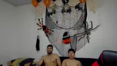 thomson_hot01 online show from October 15, 5:29 am