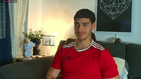 thomylov online show from April 30, 3:24 am