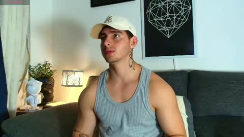 thomylov online show from May 27, 1:46 am