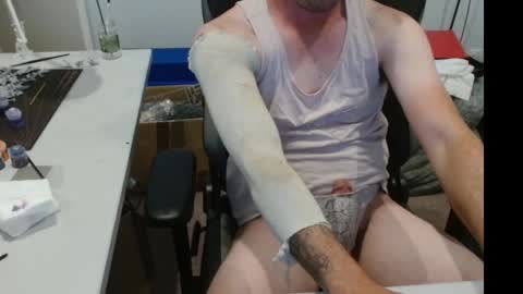 Snapshot of thongb0i chatting on November 19, 4:23 am thongb0i online show from November 19, 4:23 am