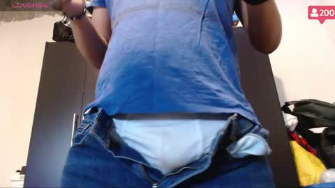 Snapshot of thor0200 chatting on January 9, 6:26 pm thor0200 online show from January 9, 6:26 pm