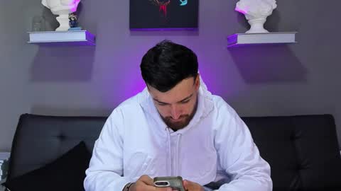 thor_evans online show from October 20, 8:42 pm