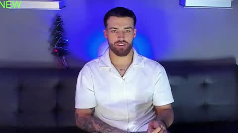 thor_evans online show from December 21, 1:57 am