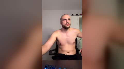 thorodinson03 online show from June 26, 12:48 am