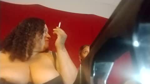 Snapshot of throatgoathunnybunz chatting on October 5, 12:25 pm ThroatGoatHunnyBunz online show from October 5, 12:25 pm