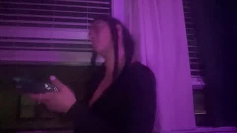 Snapshot of throatyygoat chatting on November 1, 4:58 am throatyygoat online show from November 1, 4:58 am