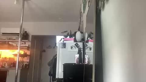 throatyygoat online show from November 4, 6:40 pm