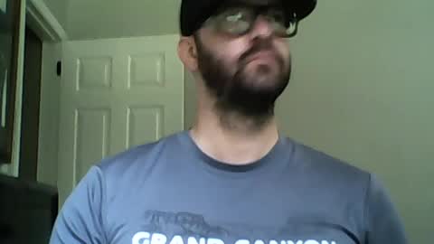 Throbin Williams online show from July 12, 1:57 pm
