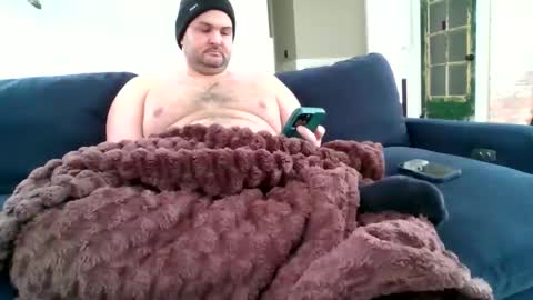 Make me explode please... online show from February 10, 6:01 pm