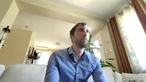 throwawayafteruse20202 online show from September 11, 7:25 pm