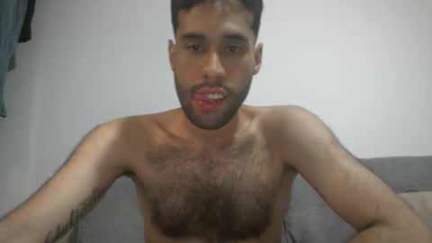 Snapshot of throwawayyourgun chatting on February 20, 8:14 pm Luka online show from February 20, 8:14 pm