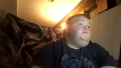 Snapshot of thunderbird2696 chatting on December 16, 5:56 am thunderbird2696 online show from December 16, 5:56 am