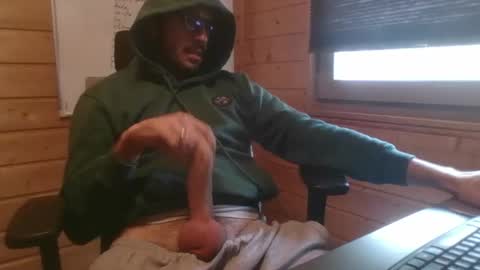 toobigcockforonegirl online show from October 6, 8:12 am