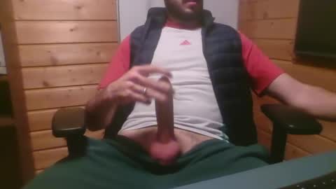 toobigcockforonegirl online show from November 2, 9:06 pm