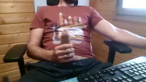 toobigcockforonegirl online show from June 2, 1:02 pm