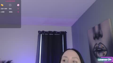 Tia Bella online show from March 22, 7:06 pm