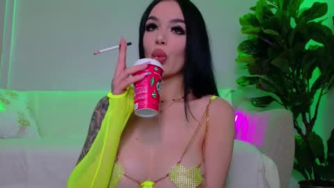 tiabelle online show from November 29, 8:45 pm