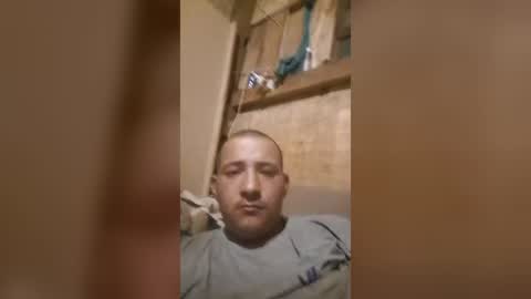 Snapshot of tiago13518 chatting on July 27, 3:46 am tiago13518 online show from July 27, 3:46 am