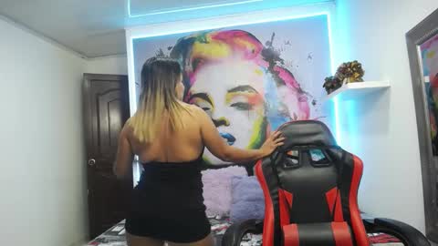 Snapshot of tiana_breeze chatting on September 26, 3:10 am tiana_breeze online show from September 26, 3:10 am