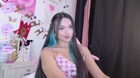 Tiana Le online show from January 21, 1:39 am